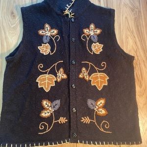 CLASSIC ELEMENTS- Fall theme buttonedSweater Vest